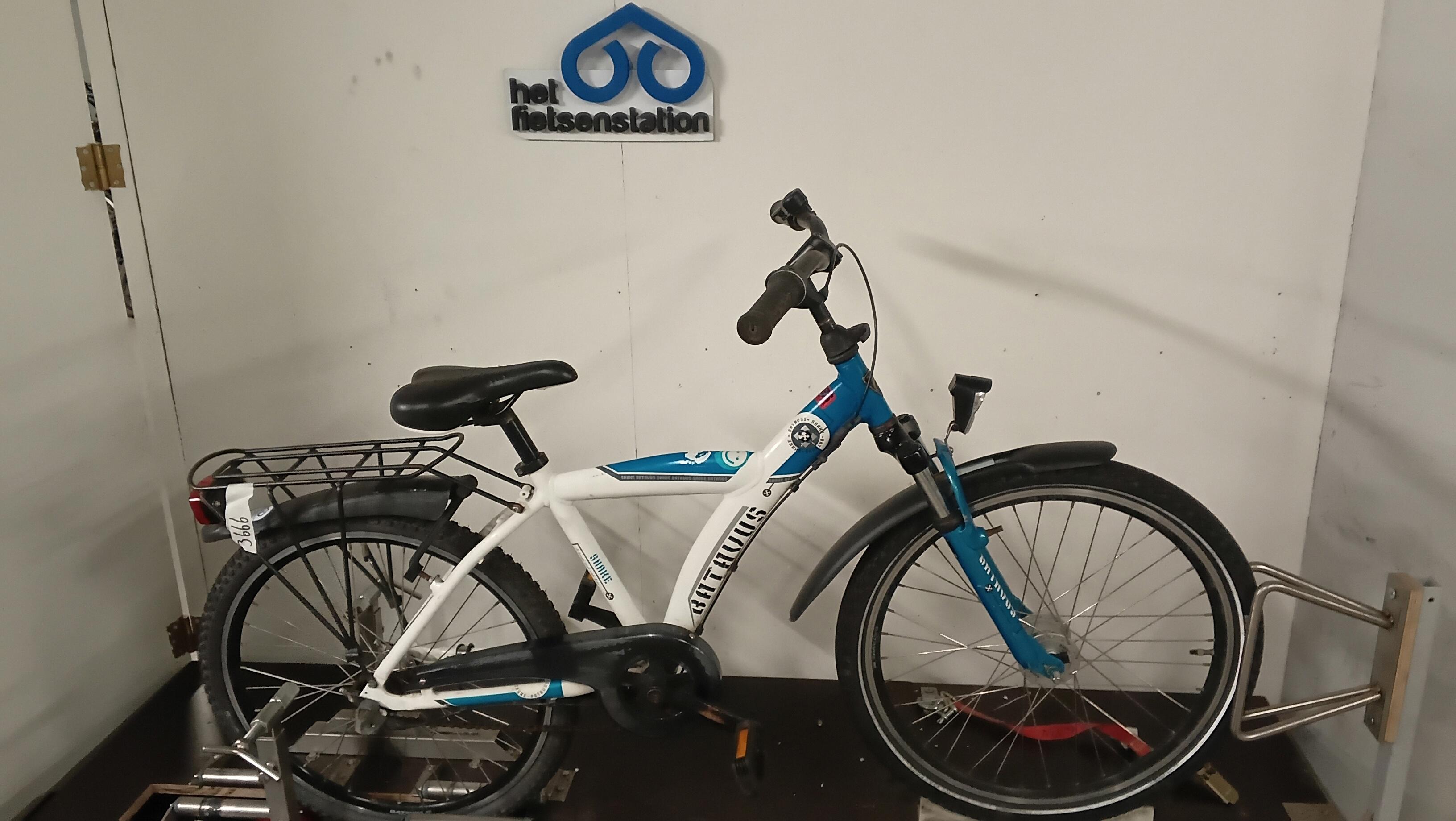 Fiets nr. 3666 Batavus Snake Jongensfiets 38 cm kleur Anders