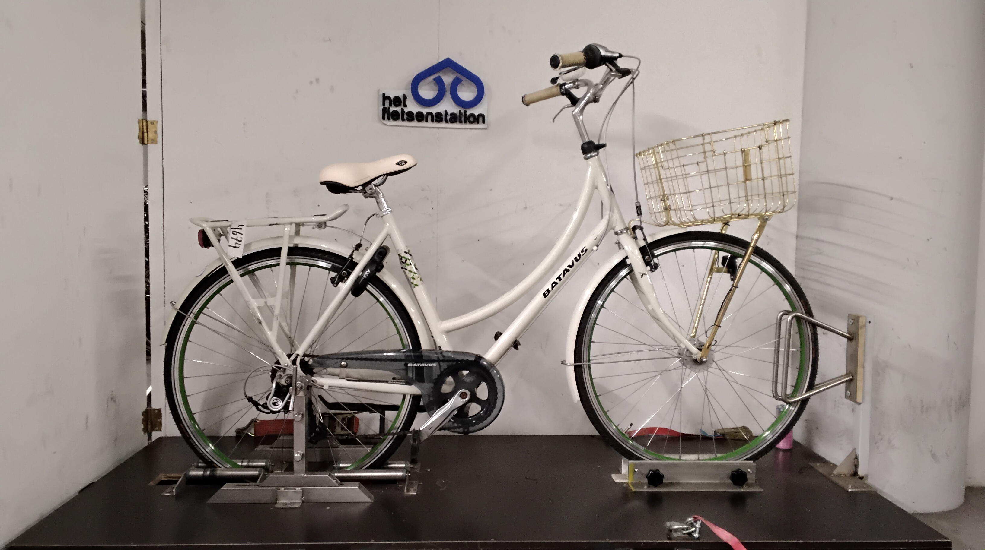 Fiets nr. 4674 Batavus Click Damesfiets 55 cm kleur Wit