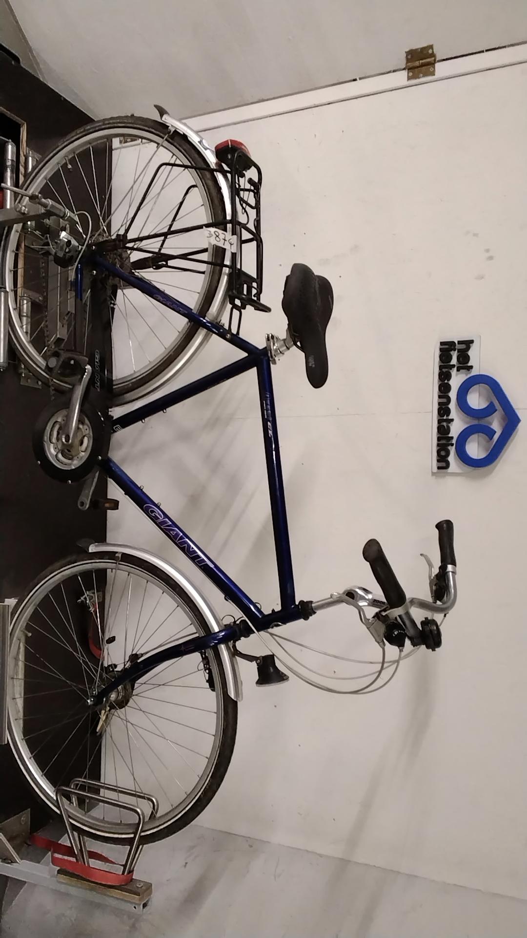 Giant Avant CL Herenfiets – Comfortabel, sportief en ergonomisch verstelbaar