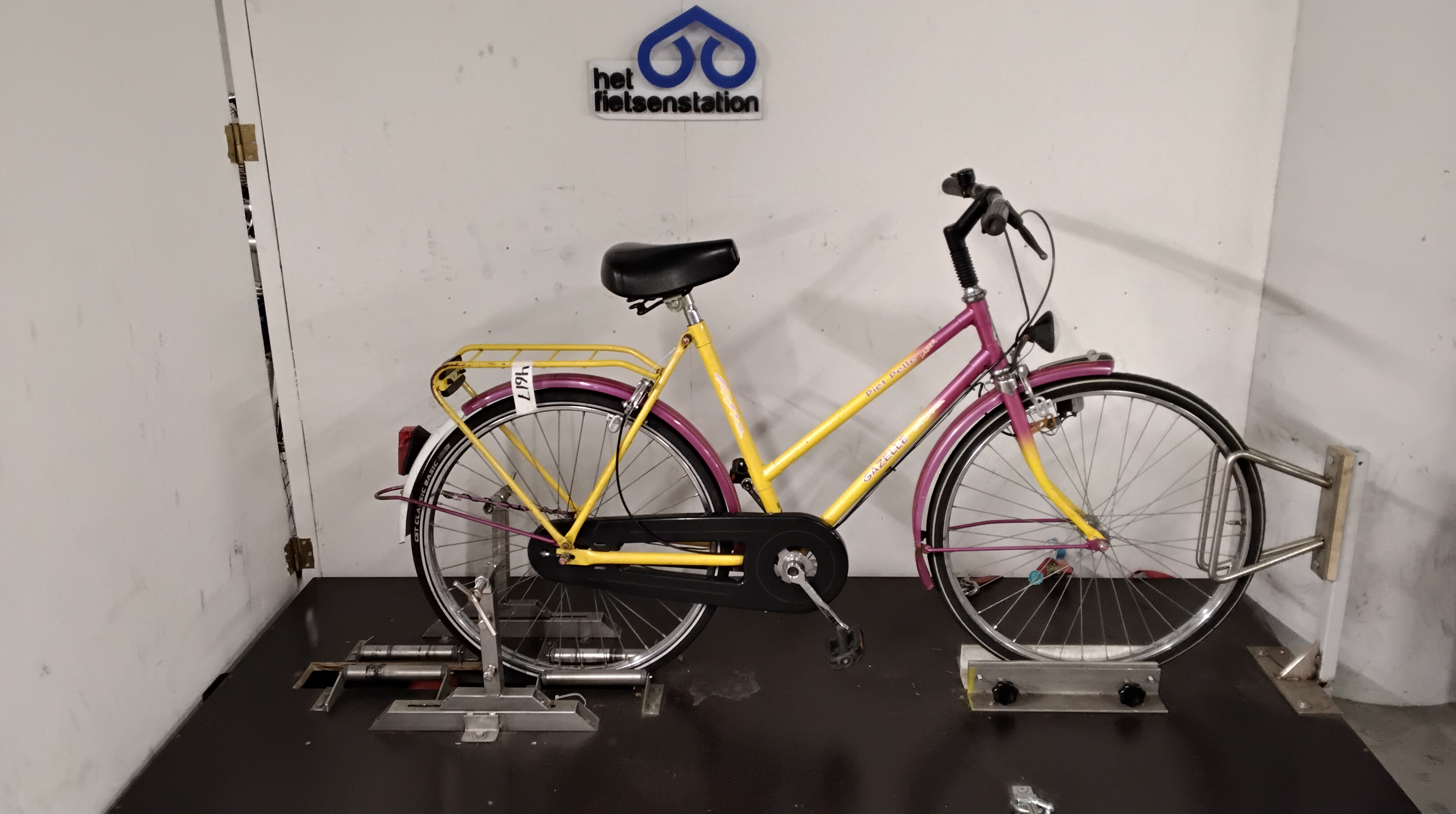 Fiets nr. 4617 Gazelle Piet Pelle Meisjesfiets 50 cm kleur Geel