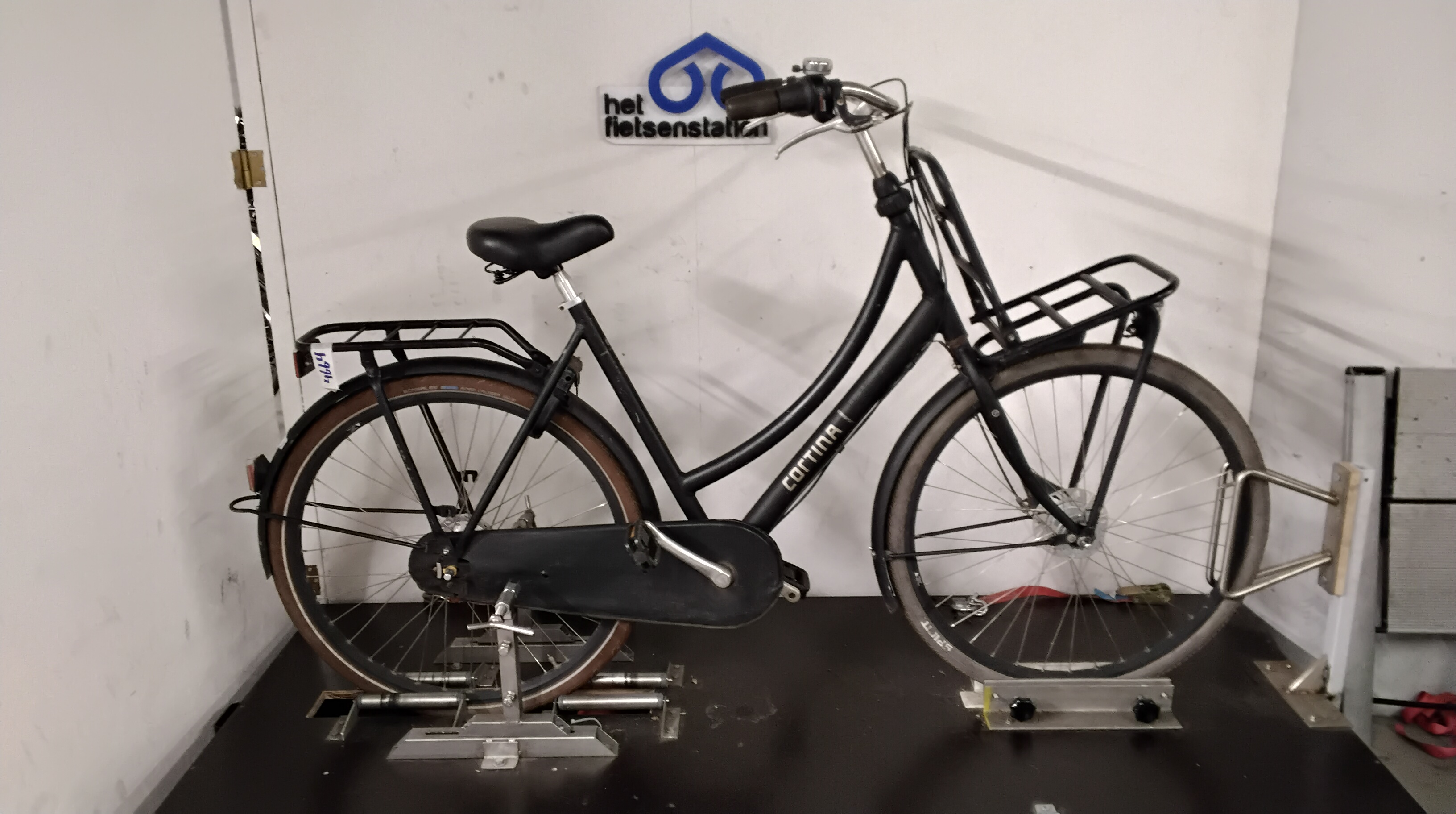 Fiets nr. 4664 Cortina U4 Transport Damesfiets 59 cm kleur Zwart