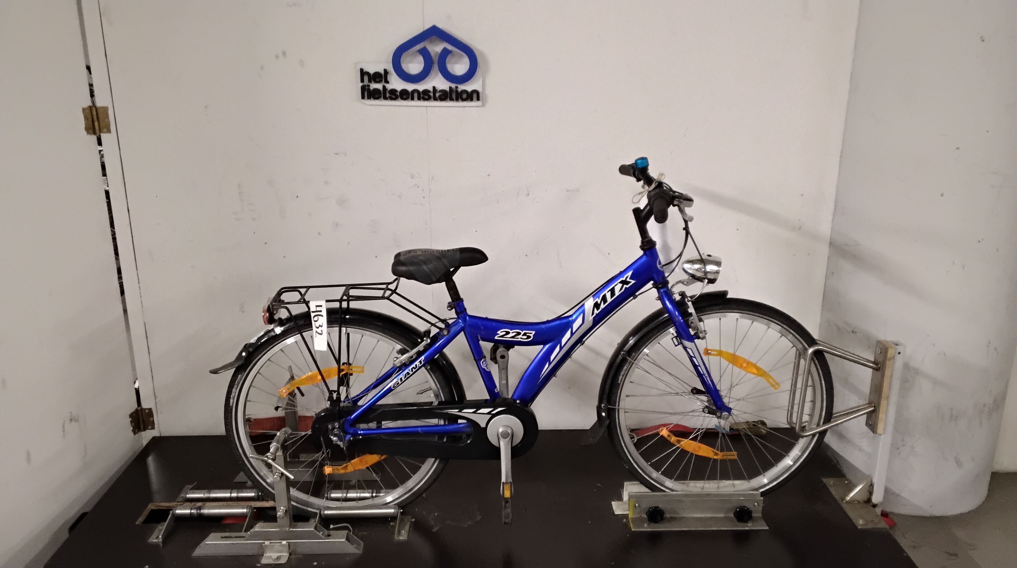 Fiets nr. 4632 Mtx Gaint Jongensfiets 37 cm kleur Blauw