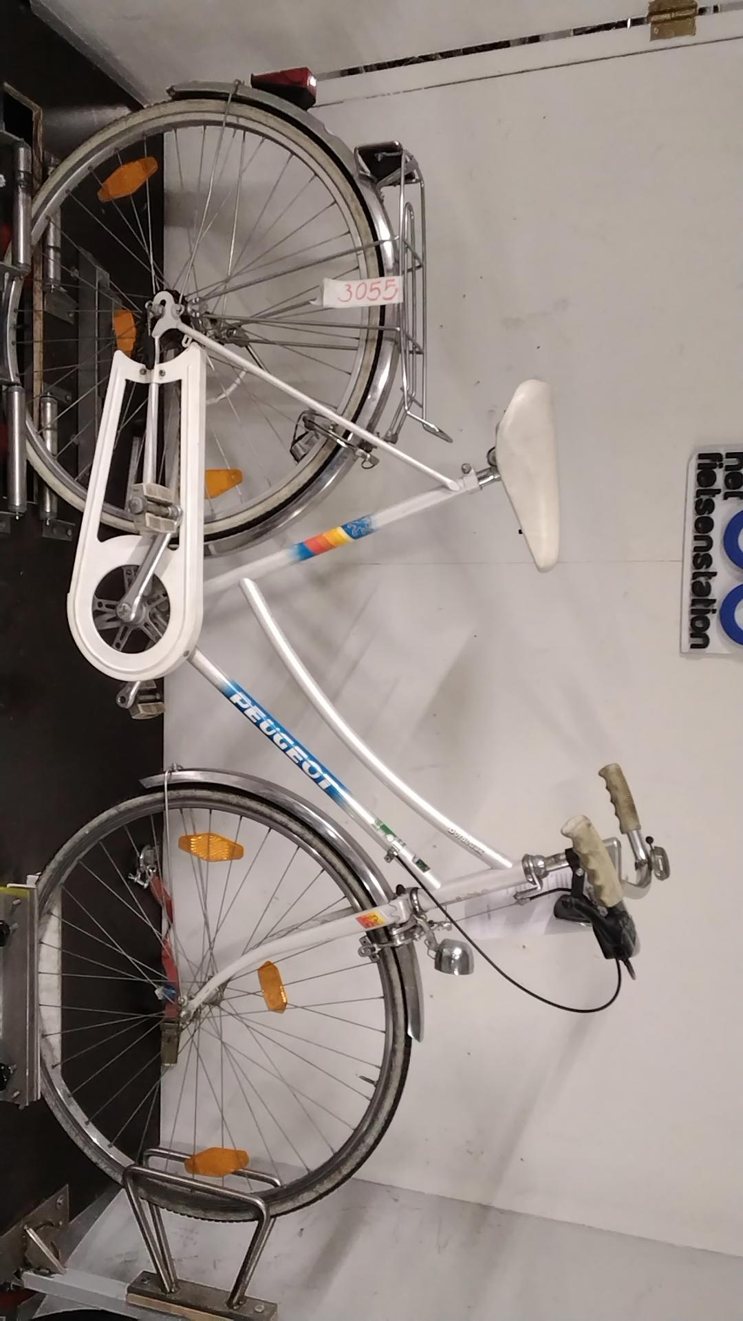 Peugeot Bordeaux Damesfiets – Vintage charme, retro fiets met klasse