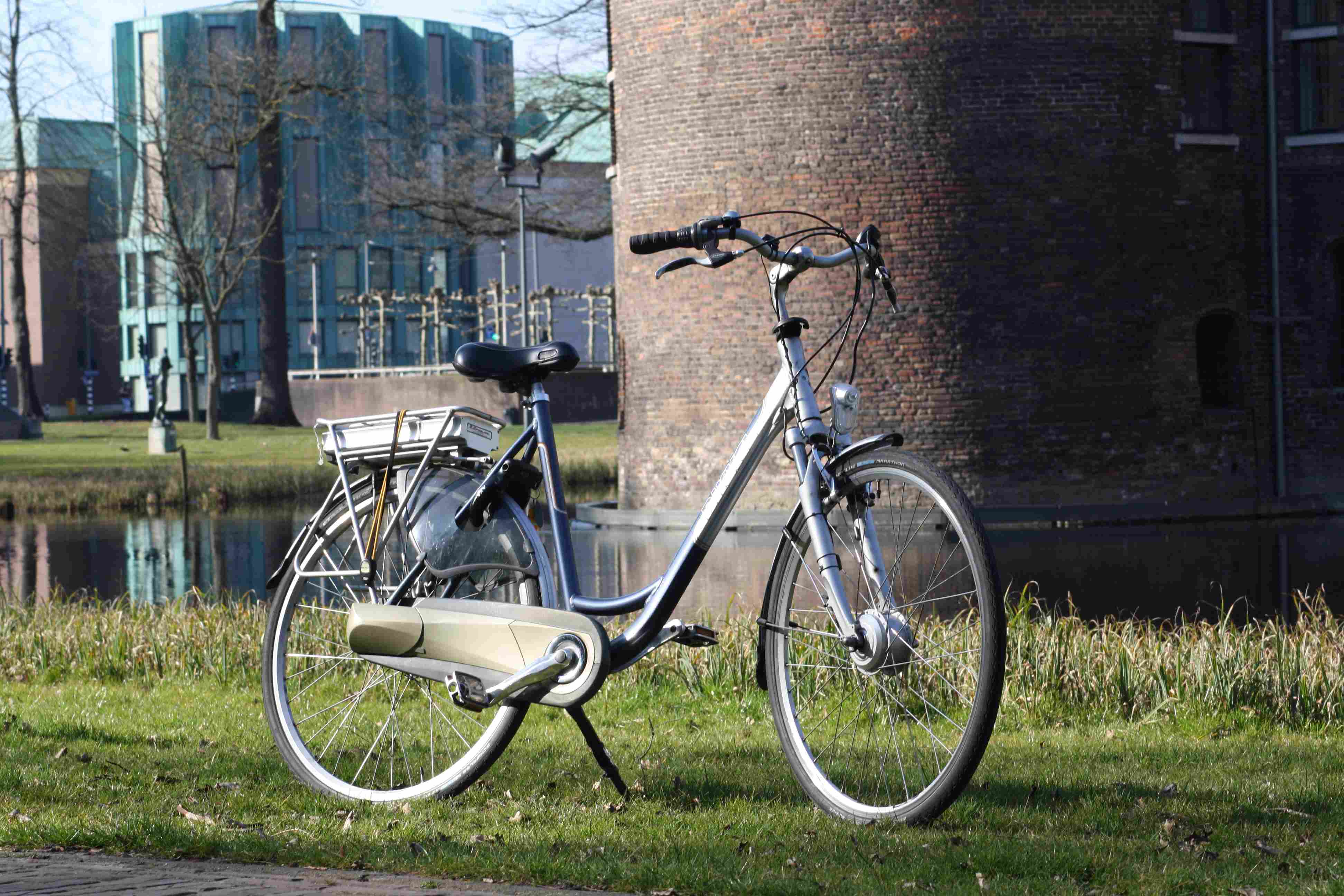 Fiets nr. 2647 bikkel E-bike 53 cm kleur Blauw